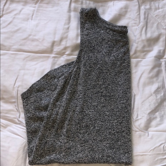 comfy sweater tank! - Picture 3 of 3